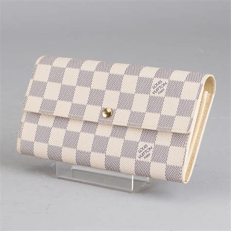 louis vuitton damier azur canvas sarah wallet|lv sarah wallet damier.